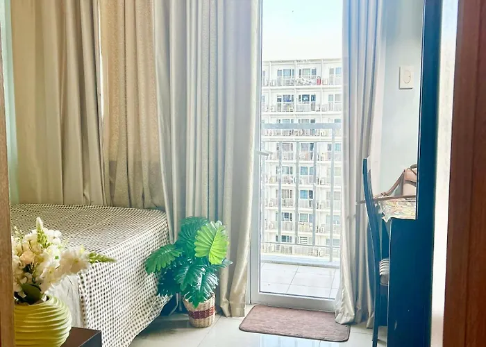 1br - Walking Distance To Moa Apartment Manila