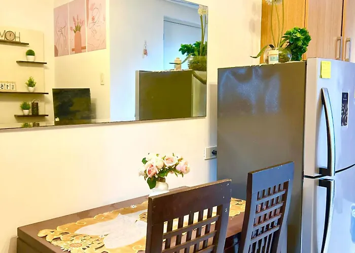 1br - Walking Distance To Moa Manila